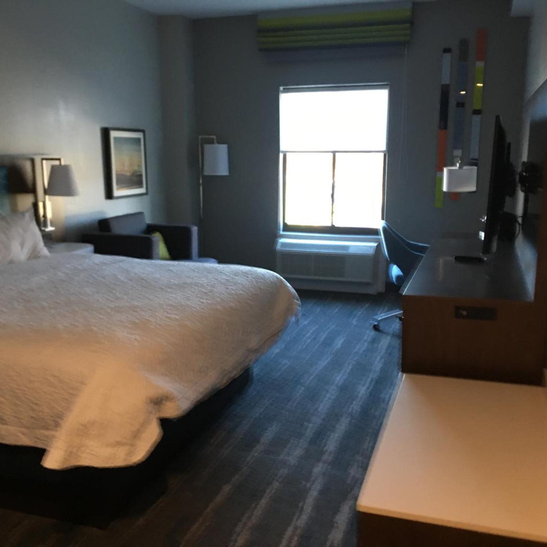 Hampton Inn Old Bridge 14/38