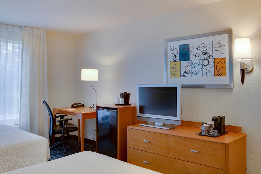 Fairfield Inn Suites Melbourne Palm Bay Viera 35/50