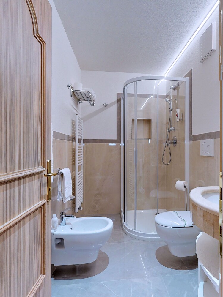 Hotel Madonna Delle Nevi 48/50