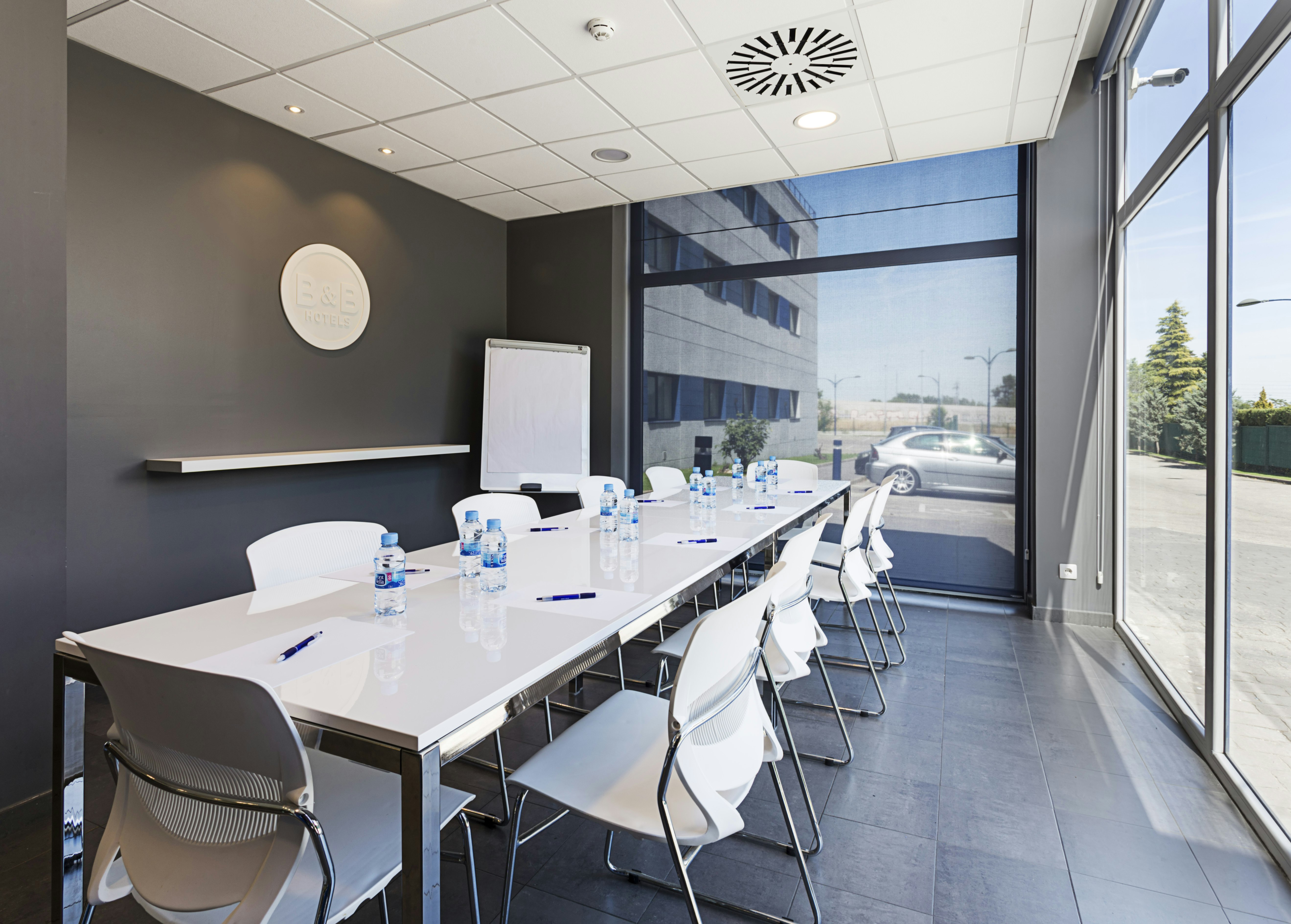 B&B HOTEL Madrid Las Rozas 21/23