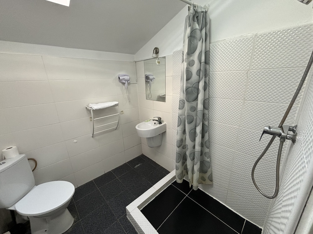 X Hostel Bucharest 42/44