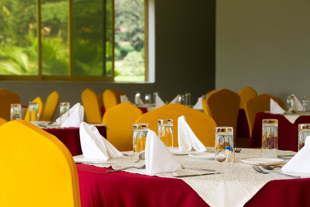 Lake View Resort Hotel 31/39