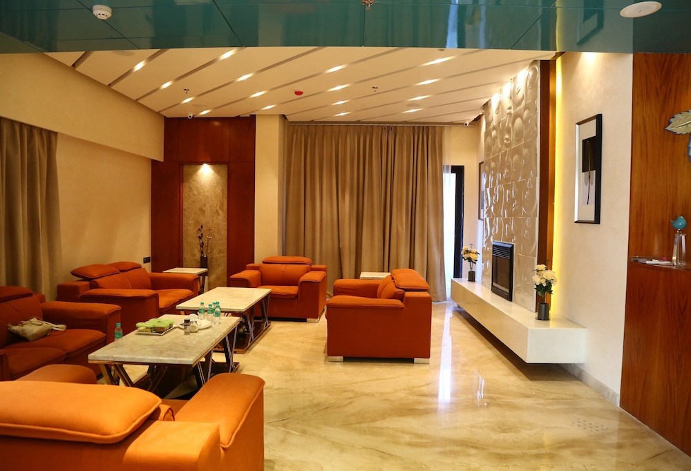 Blu Feather Hotel & Spa 49/69