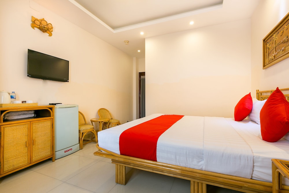 Calmette Hotel 8/50