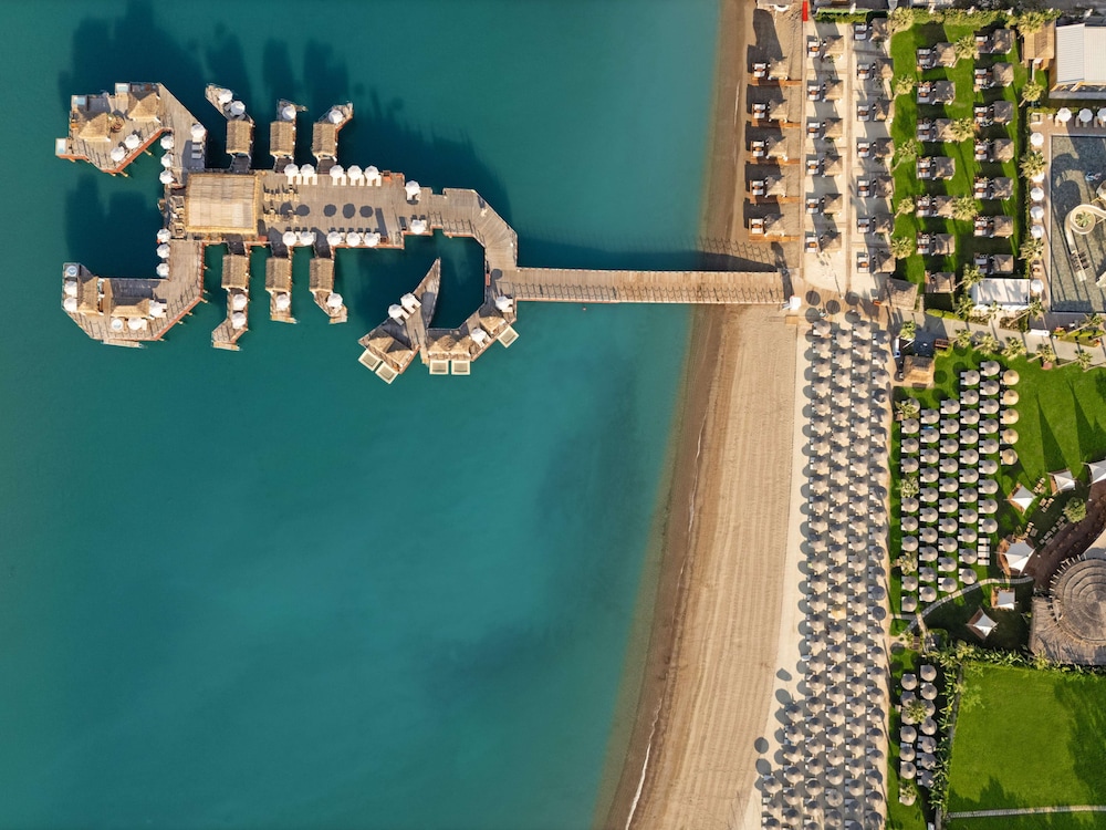 Mardan Palace 76/78