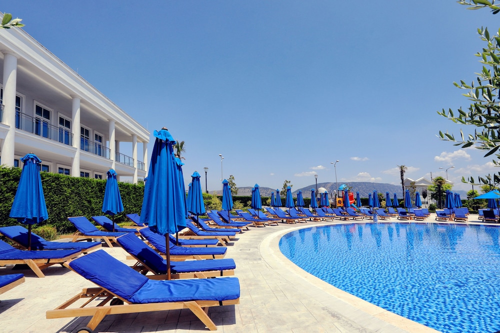 Velipoja Grand Europa Resort, Affiliated by Melia 45/50
