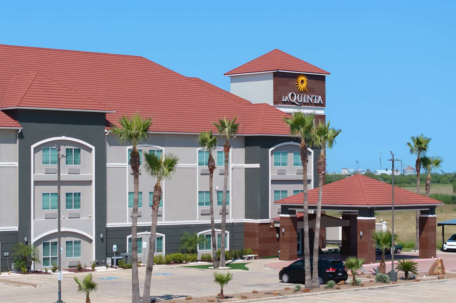 La Quinta Inn Suites Raymondville 3/29