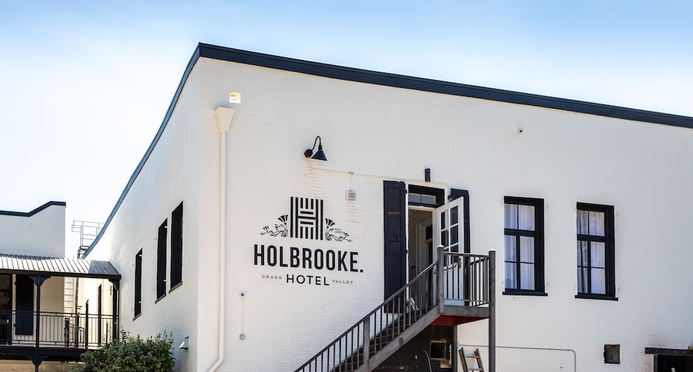 The Holbrooke 2/60