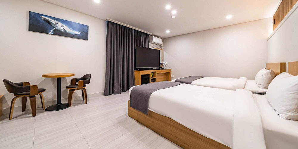 Ritz Motel & Pension 11/71