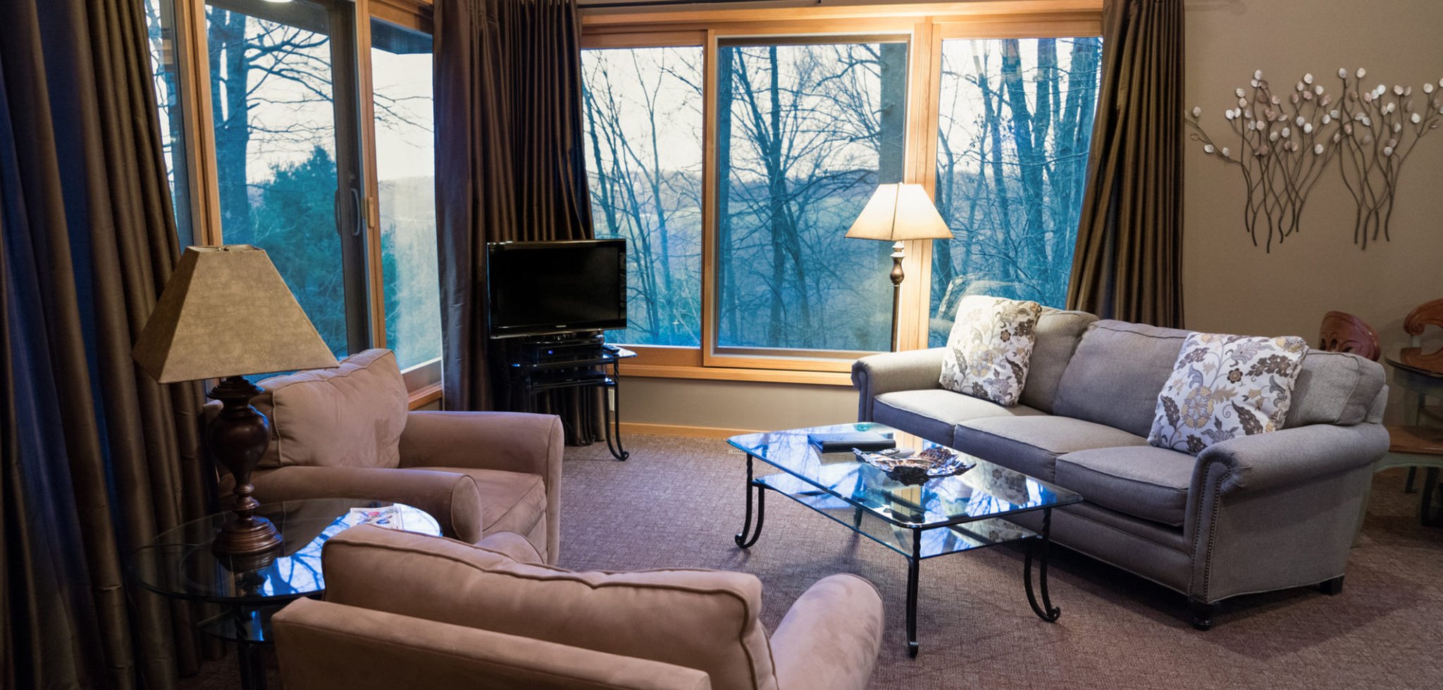 The Inn At Honey Run 50/75