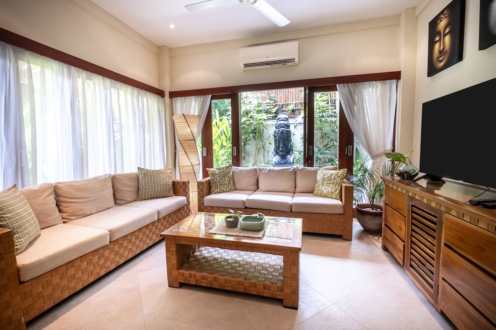 Villa Seriska Seminyak Bali 27/50