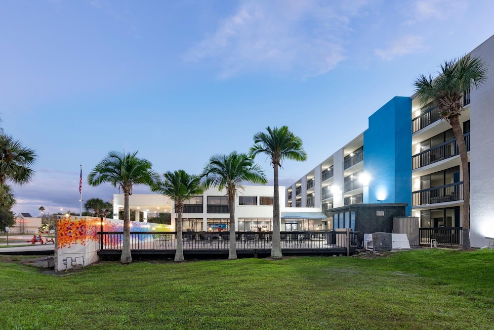 Hotel Monreale Express International Drive Orlando 32/40