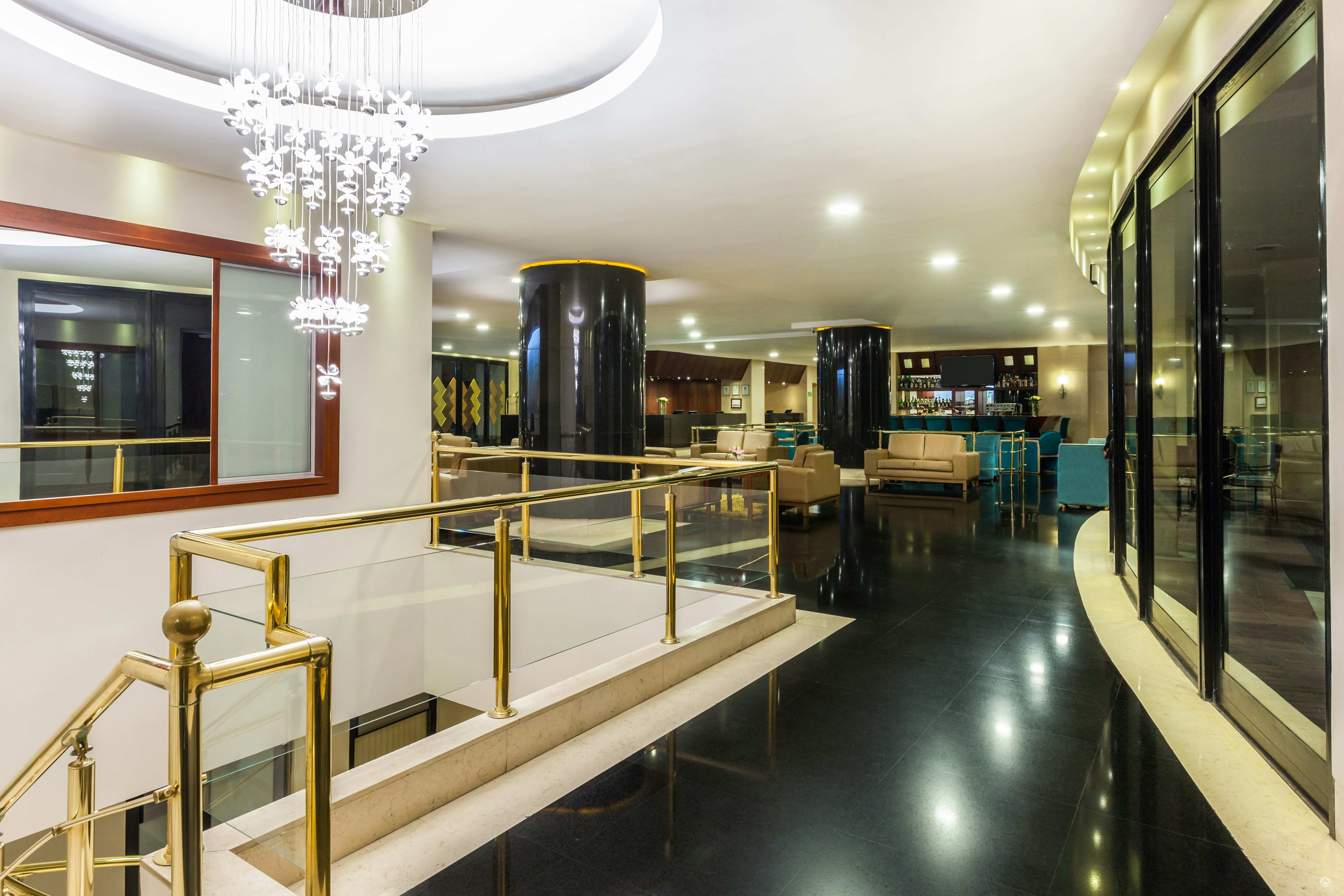 Ghl Capital Hotel 34/42