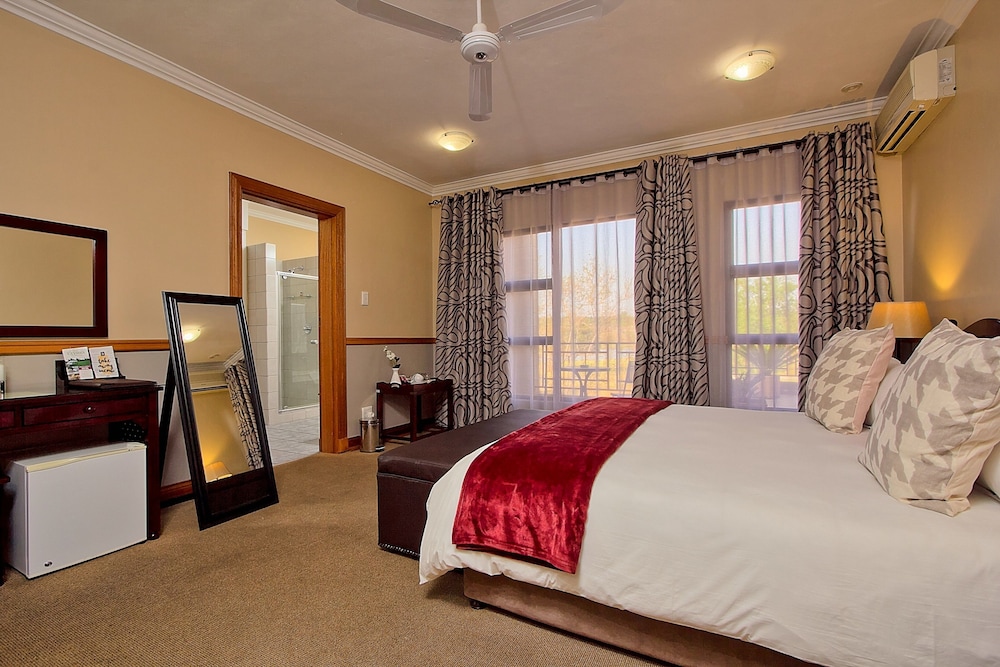Centurion Golf Suites 5/50