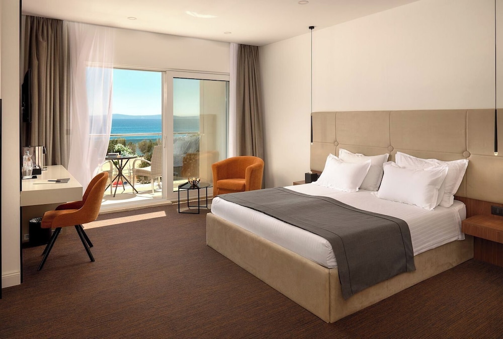 Hotel Fanat 23/76