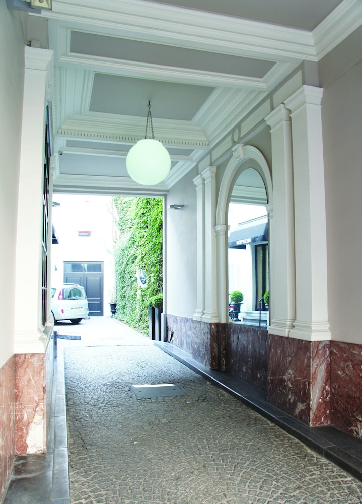 Hotel La Legende 15/25