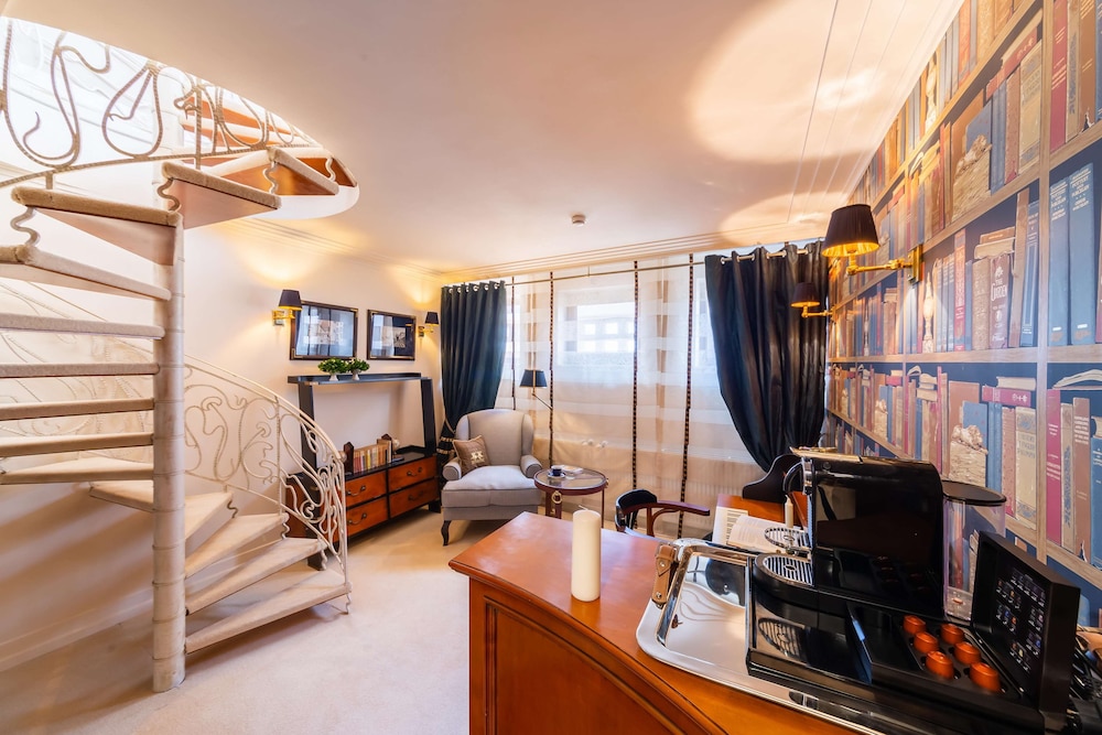 Suter Palace Boutique Hotel 45/69