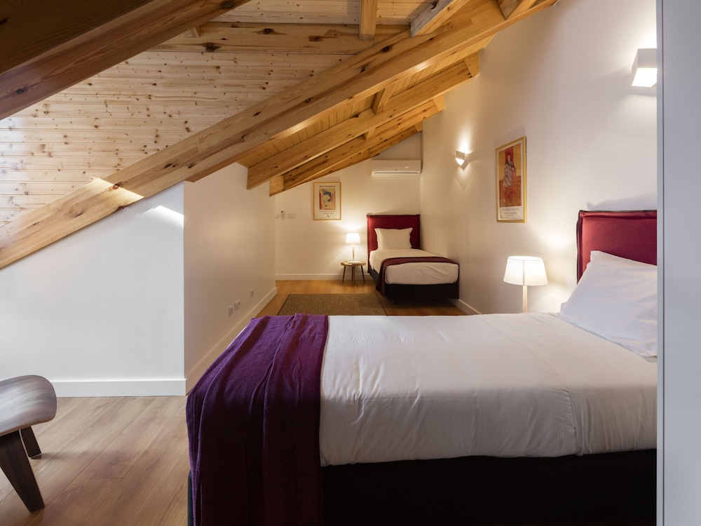 LISBON SERVICED APARTMENTS BAIXA CASTELO 26/74