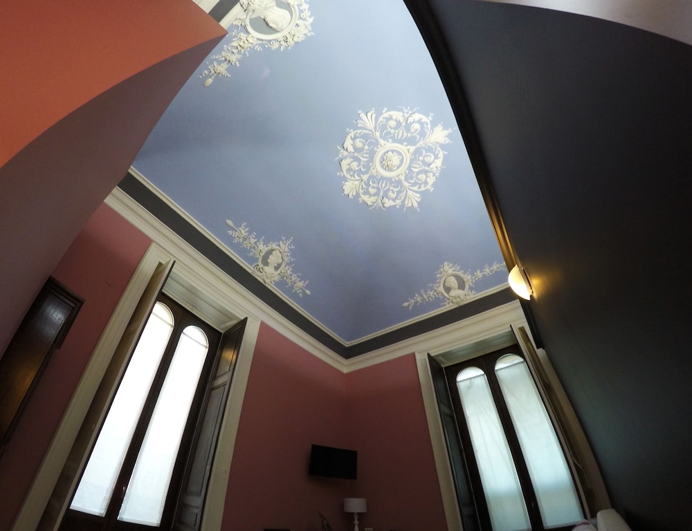 Art Fashion House Luxury Rooms 16/35