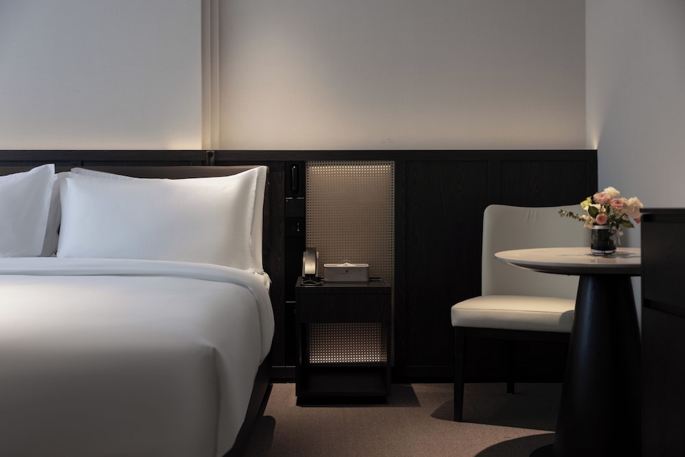 CNHOL RADIENT HOTEL (Shenzhen International Convention and Exhibition Center Branch) 14/42