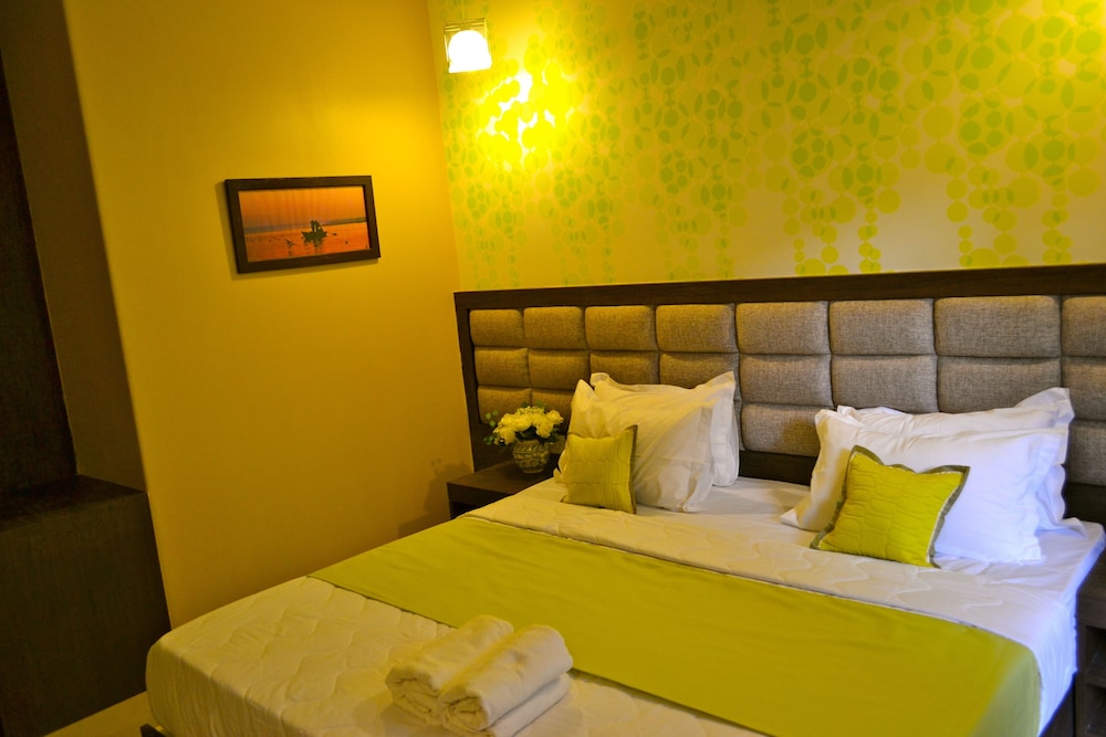 Hotel Buddha 25/50
