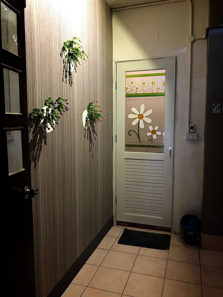 We Hostel Hatyai 6/32