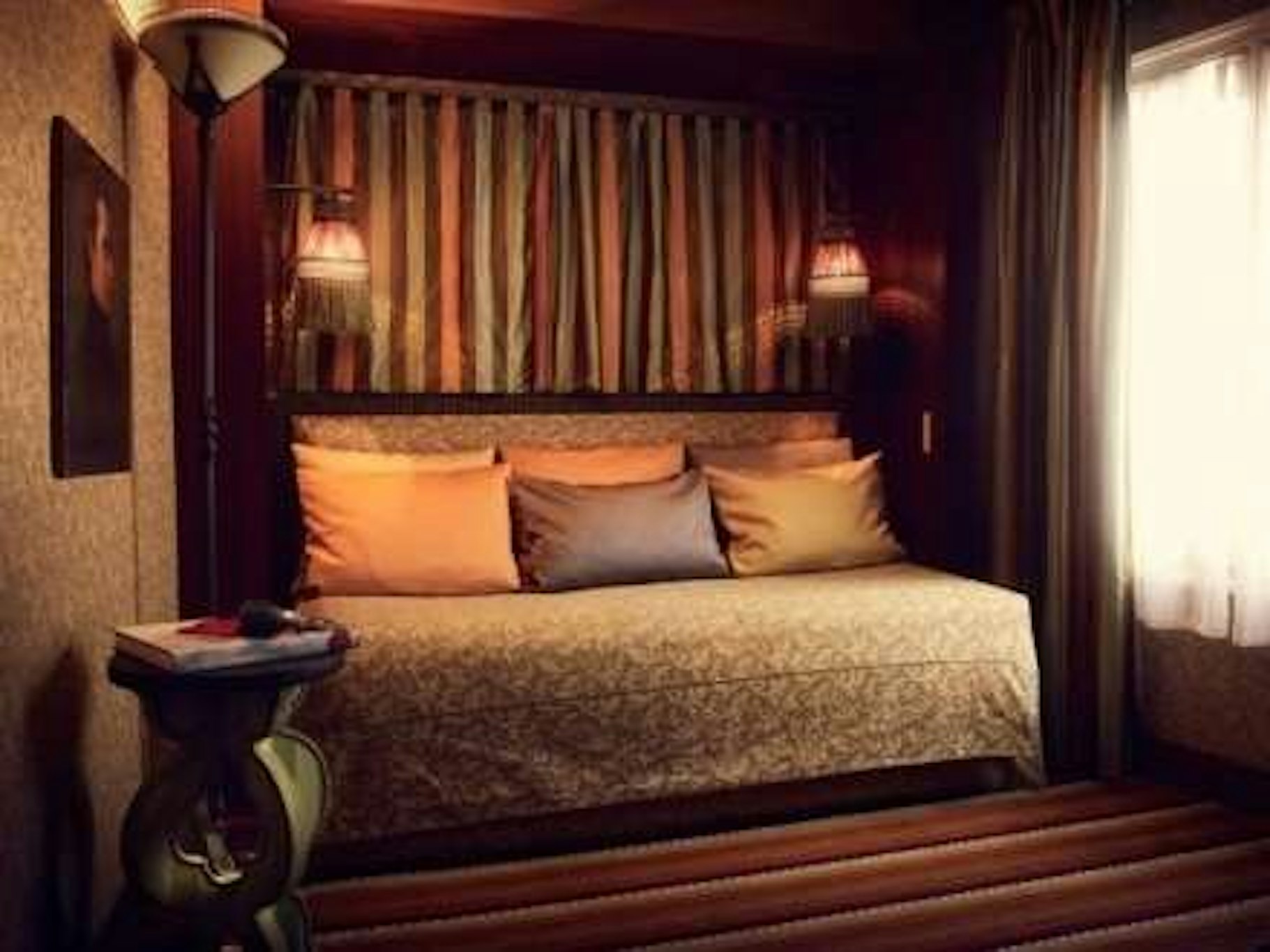 Hotel Bourg Tibourg 9/16