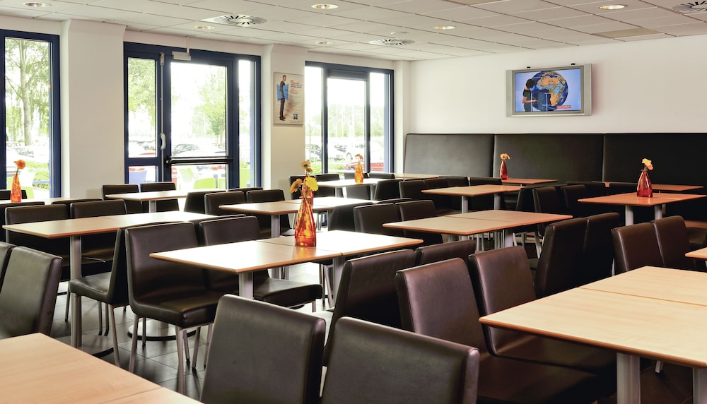 Ibis Budget Amsterdam Airport 51/60