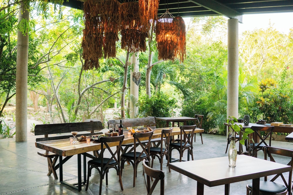 Pepem Holistic Experience and Chaman Cuisine Restaurant - Adults Only 42/55