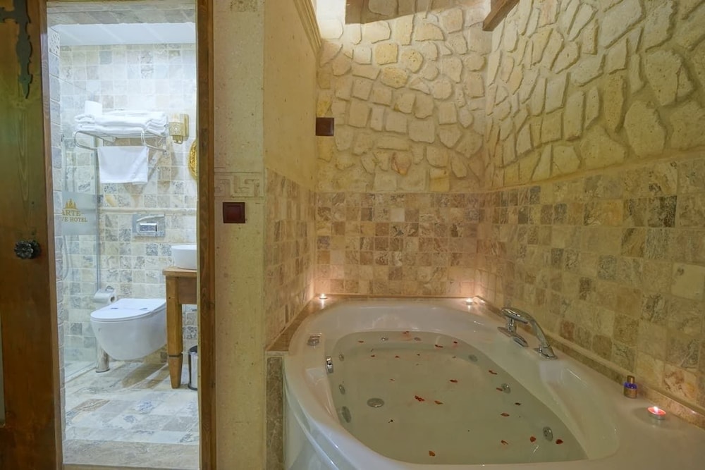 Arte Cave Hotel 48/50