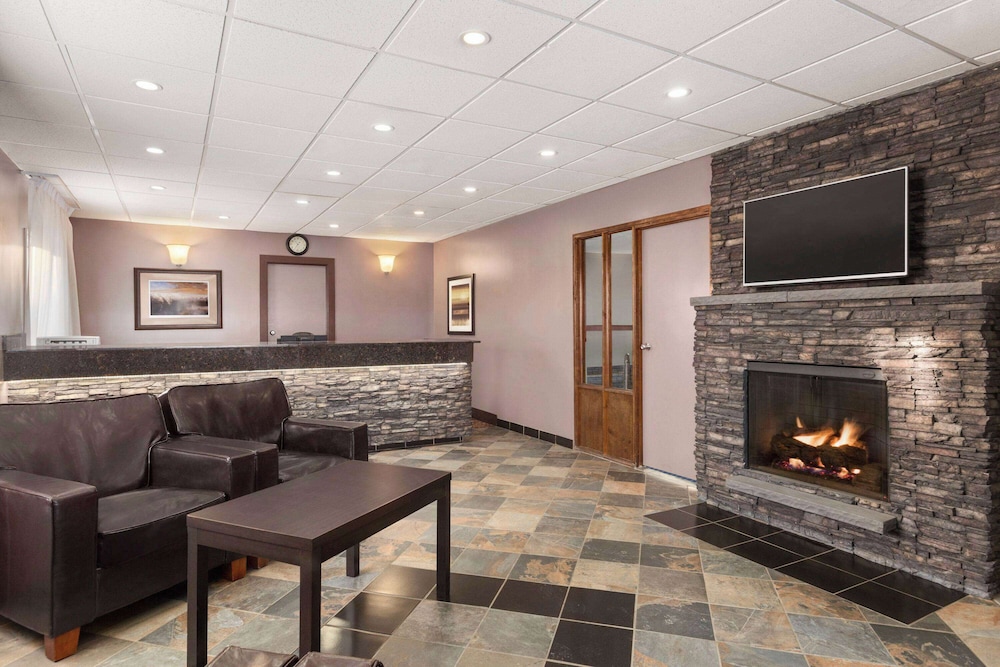 Travelodge by Wyndham Meadow Lake 23/29