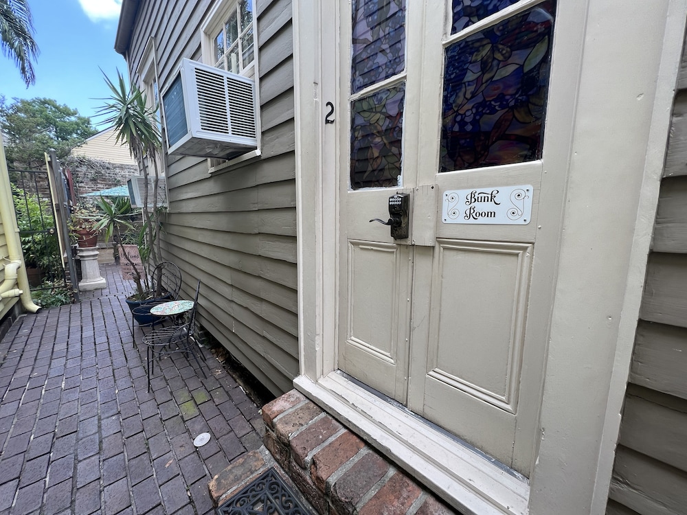Royal Barracks Guest House photo3