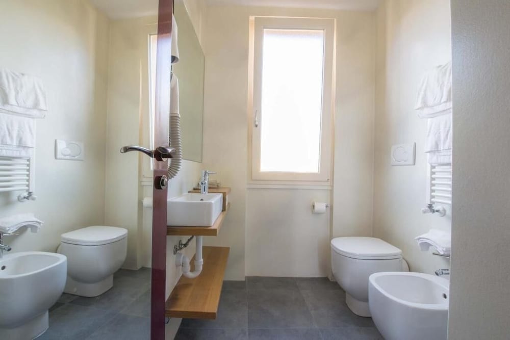 Hotel Don Ferrante 46/50