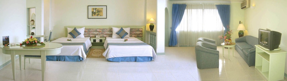 Bat Dat Hotel 35/51