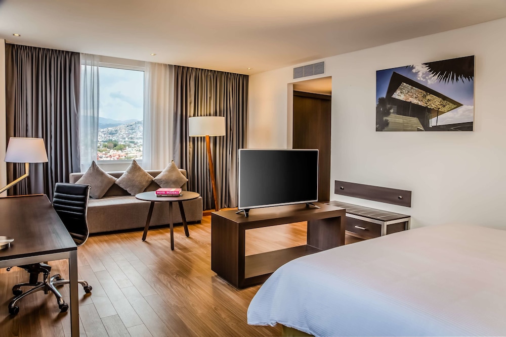 Fiesta Inn Chihuahua Fashion Mall 16/56