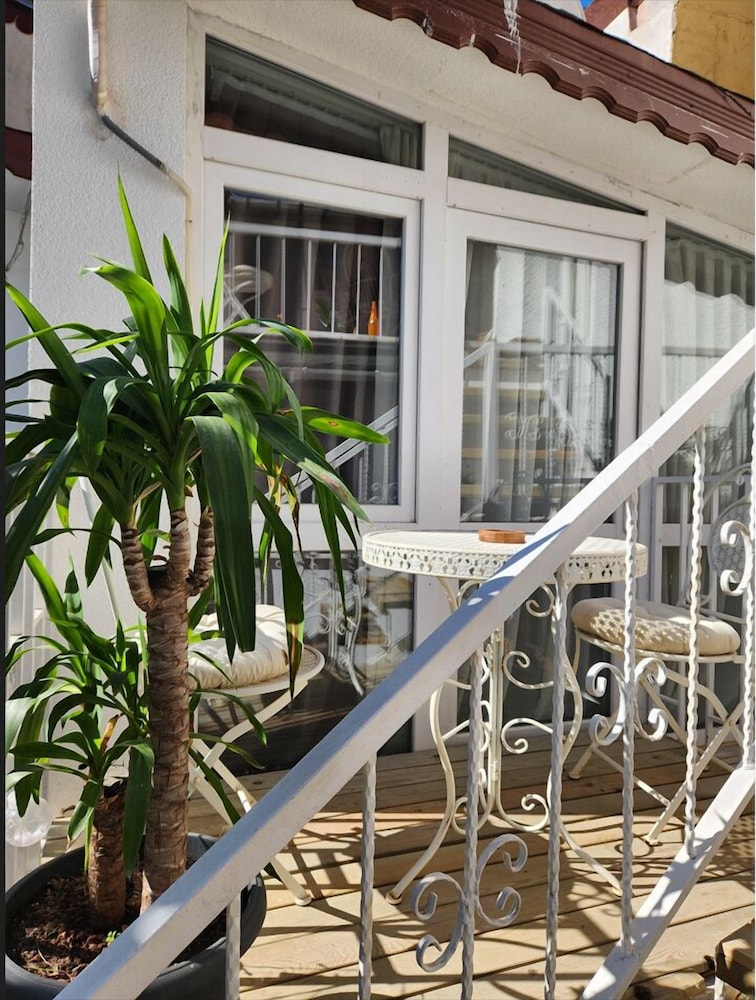 Aya Butik Otel Büyükada 1/50