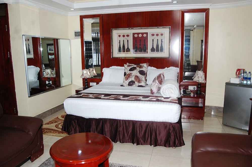 Don Suite Hotel 14/28