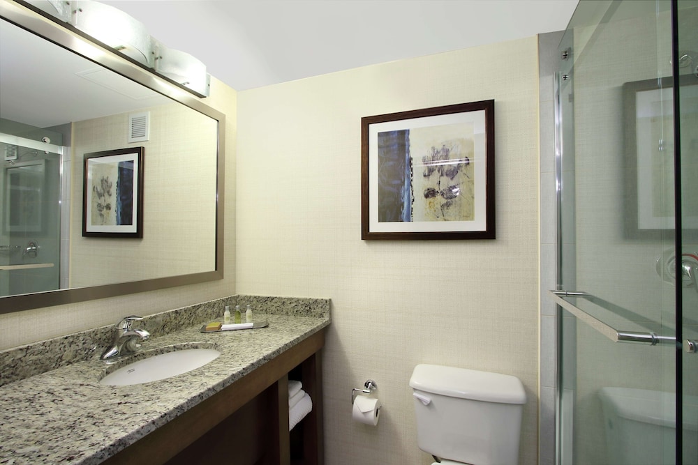 Doubletree By Hilton Mahwah 18/64