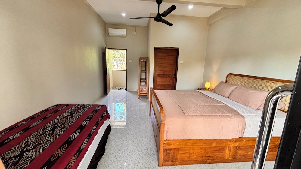 SUPERIOR, DOUBLE BED