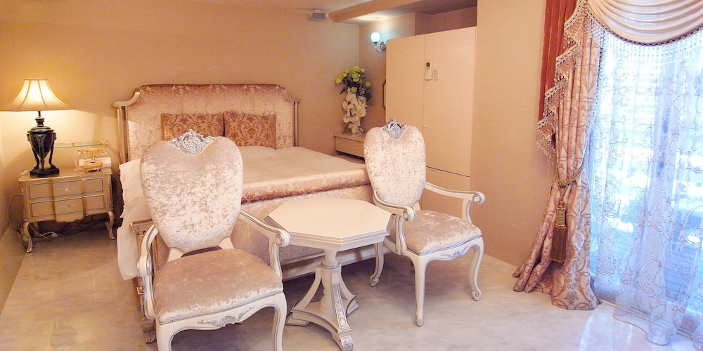 V Hotel - Adults Only 43/50