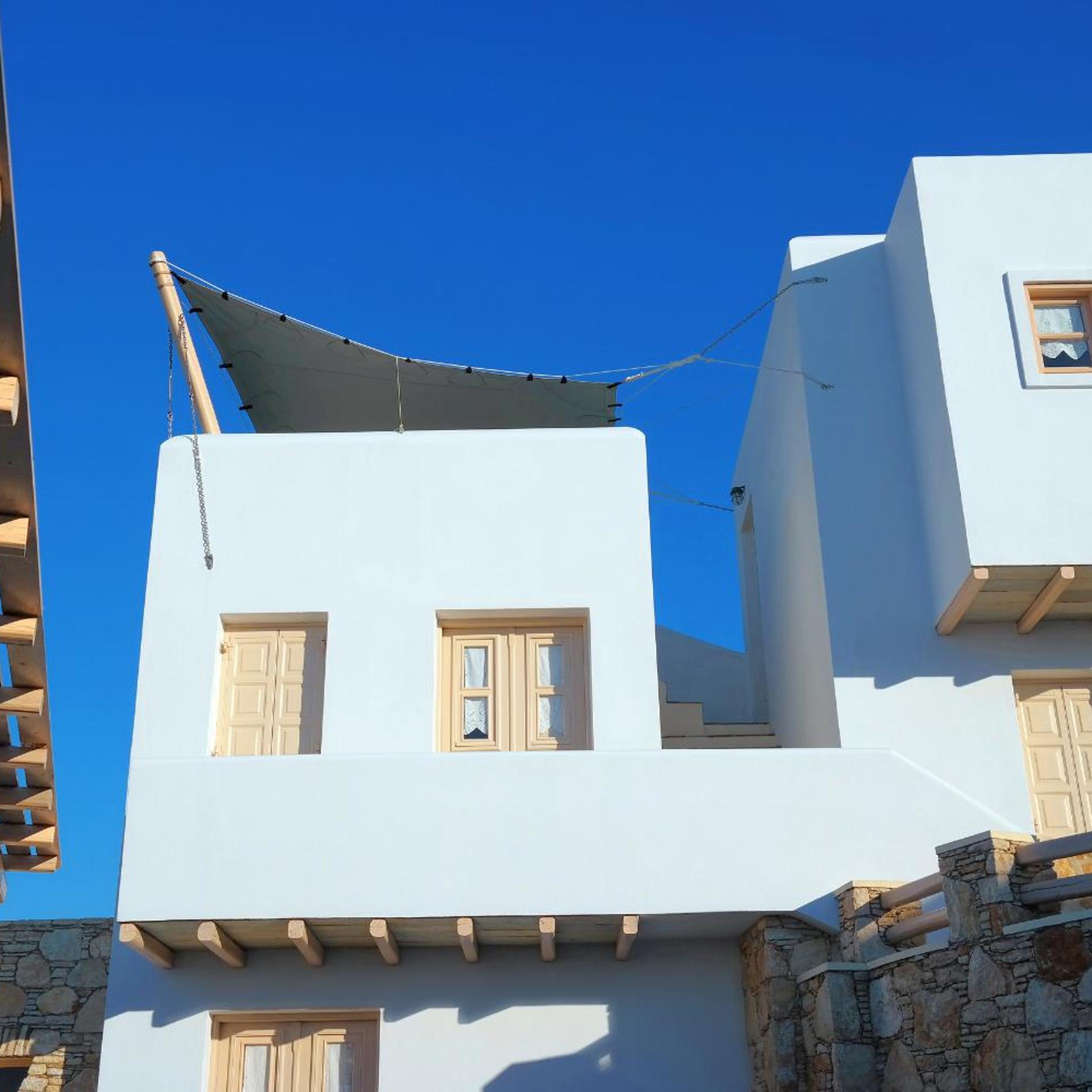 KALLISTI HOTEL 5/50