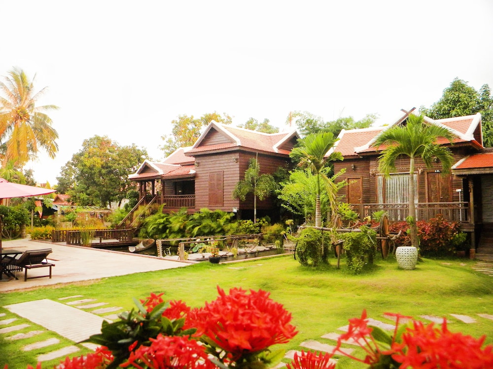Vimean Sovannaphoum Resort 69/72