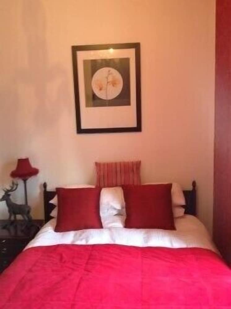 Hannah's Guesthouse 5/21