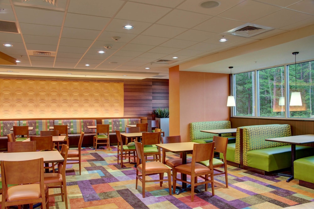Fairfield Inn Suites Natchitoches 32/40