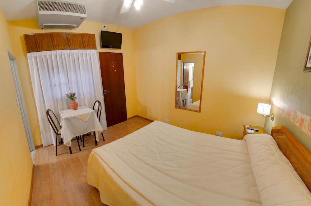 Hotel Internacional 8/62