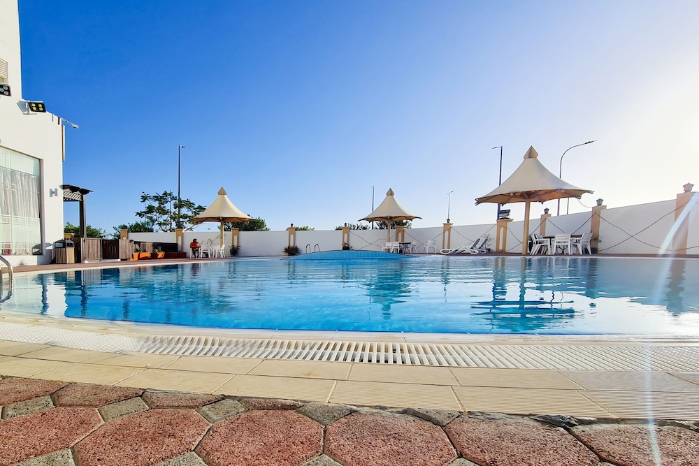 Remas Hotel Suites 30/33