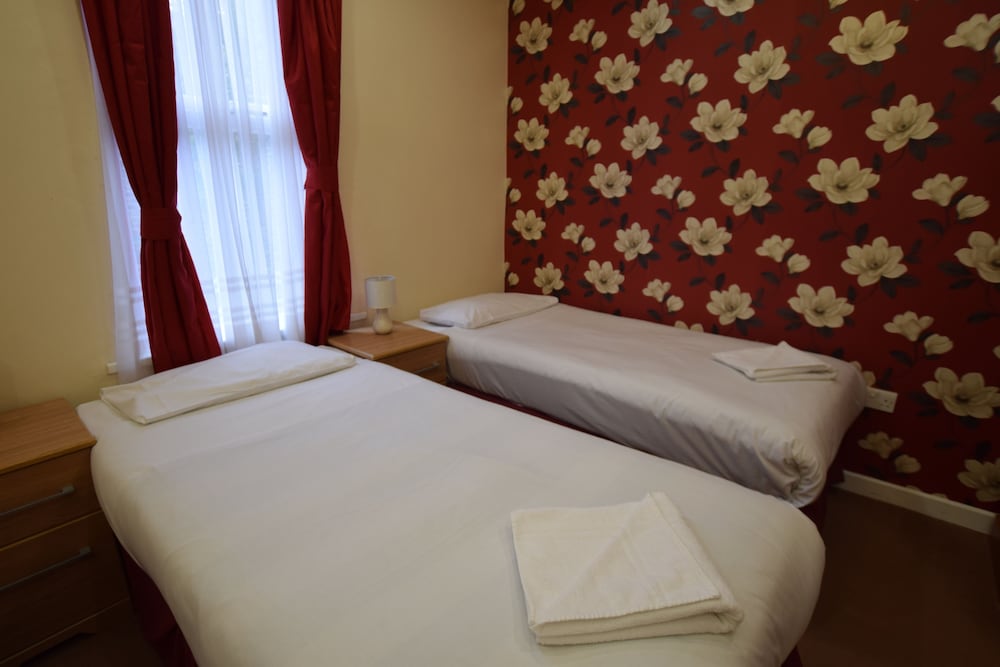 Cranbrook Hotel London 18/55