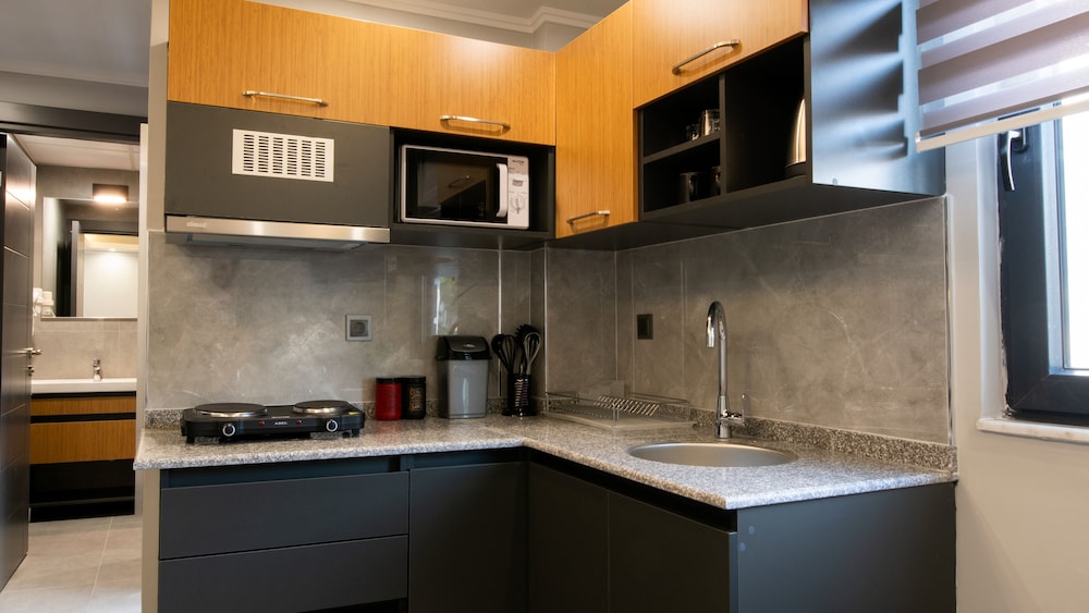 Opera Suites 5/50