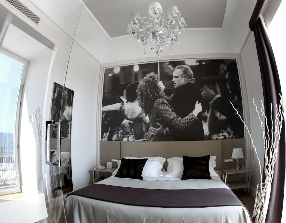 Partenope Relais 22/63