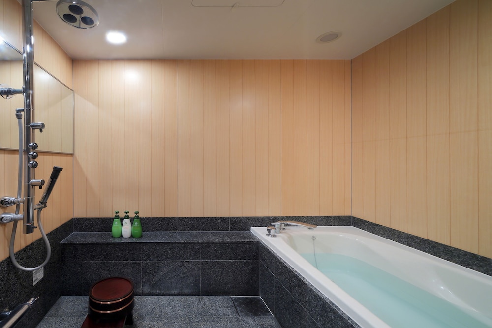 Hotel Metropolitan Sendai 40/70